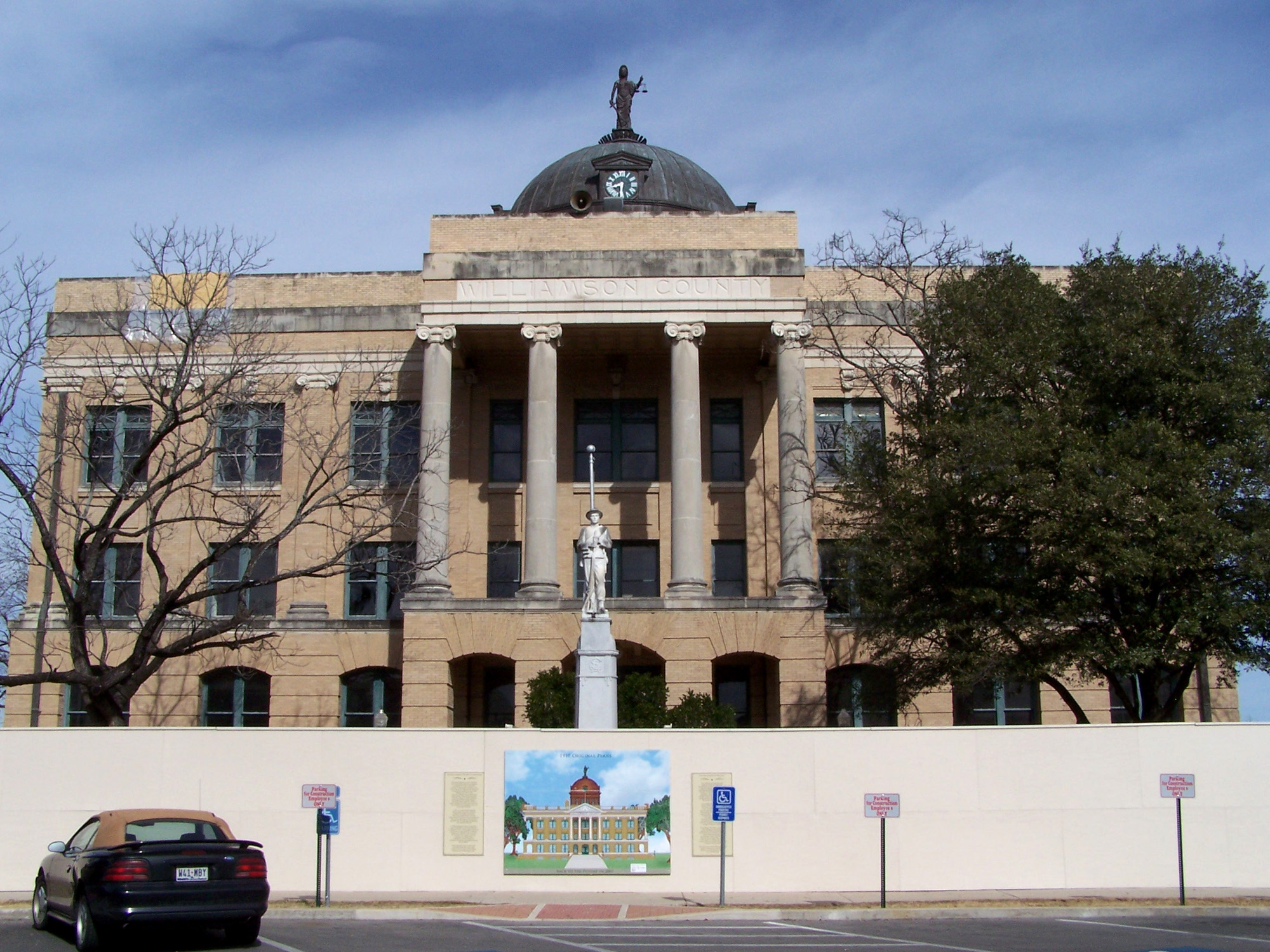 The Williamson County Courthouse in Georgetown, Texas.